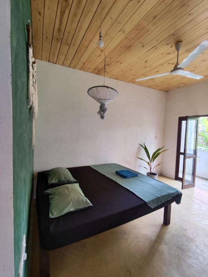 Tiger Villa Midigama Timur Bagian luar foto