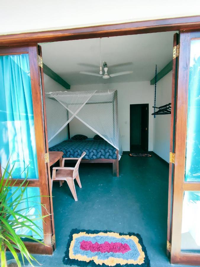 Tiger Villa Midigama Timur Bagian luar foto