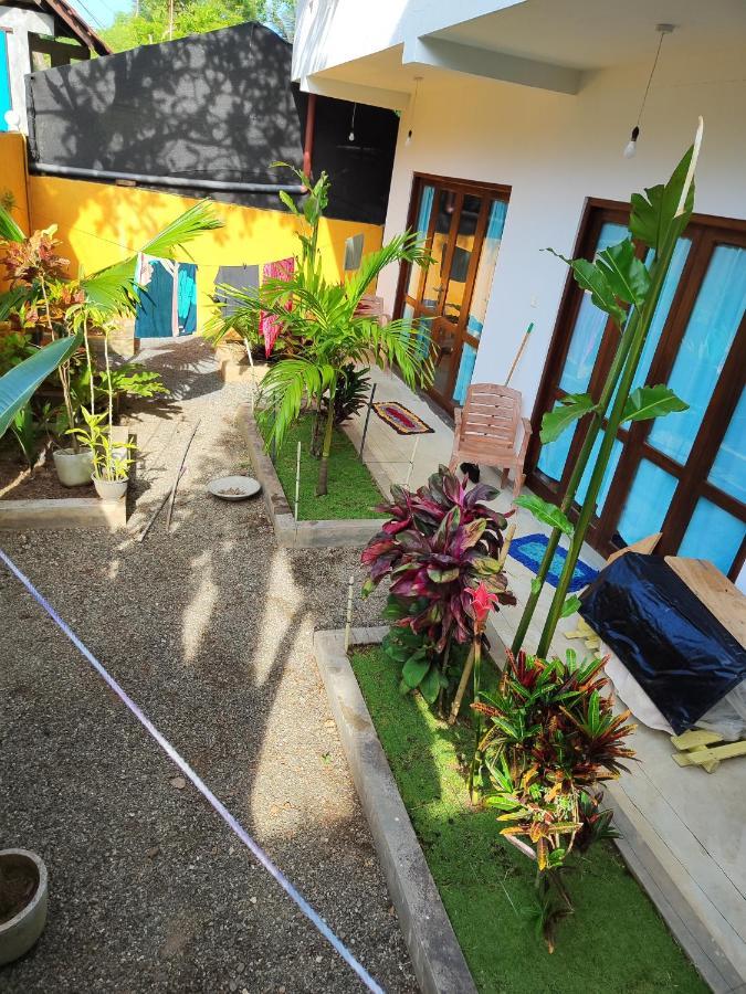 Tiger Villa Midigama Timur Bagian luar foto