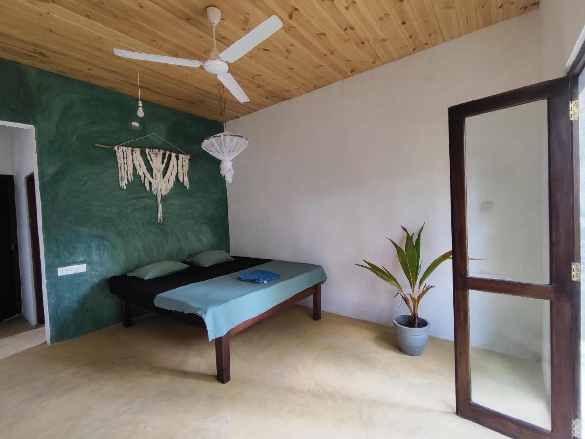 Tiger Villa Midigama Timur Bagian luar foto